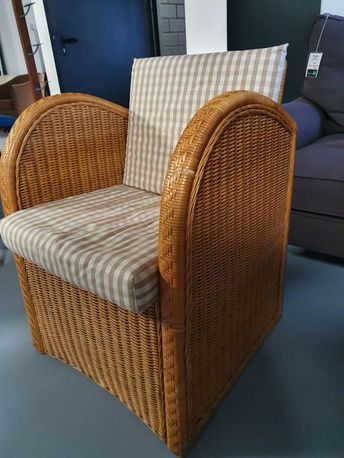 Sessel aus Rattangeflecht, Farbe: honig, mit Kissen von der Möbelmarke Marktex