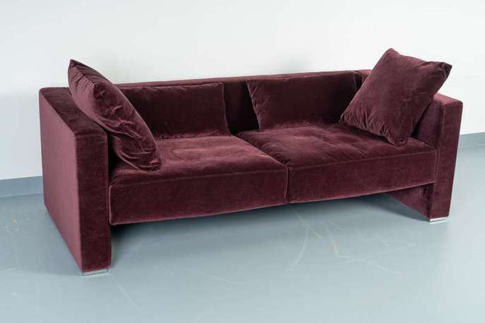 Sofa-3 visavis, Fuß verchromt glänzend, Bezug: Velours- Stoff von der Möbelmarke Brühl
