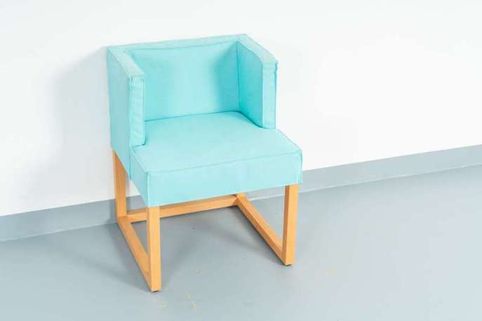 Stuhl Belami low 1 von der Möbelmarke Brühl