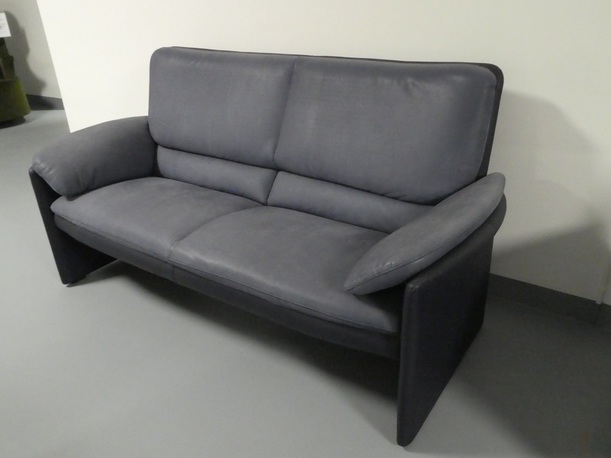 Ledersitzgruppe Catalpa 2,5 Sitzer + Sessel, Farbe blau von der Möbelmarke Nouvion